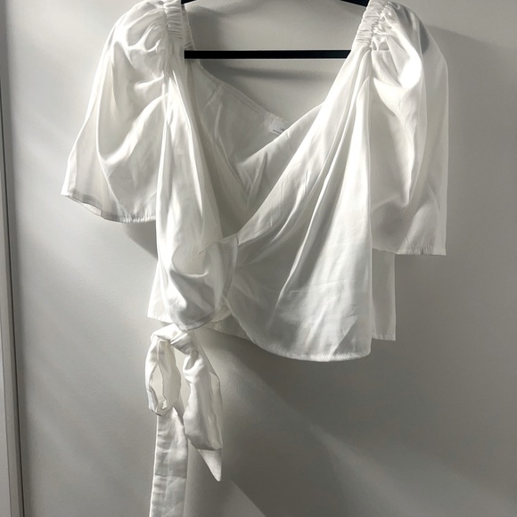 OAK + FORT Tops - NWOT - White Short Sleeved Wrap Blouse from Oak + Fort